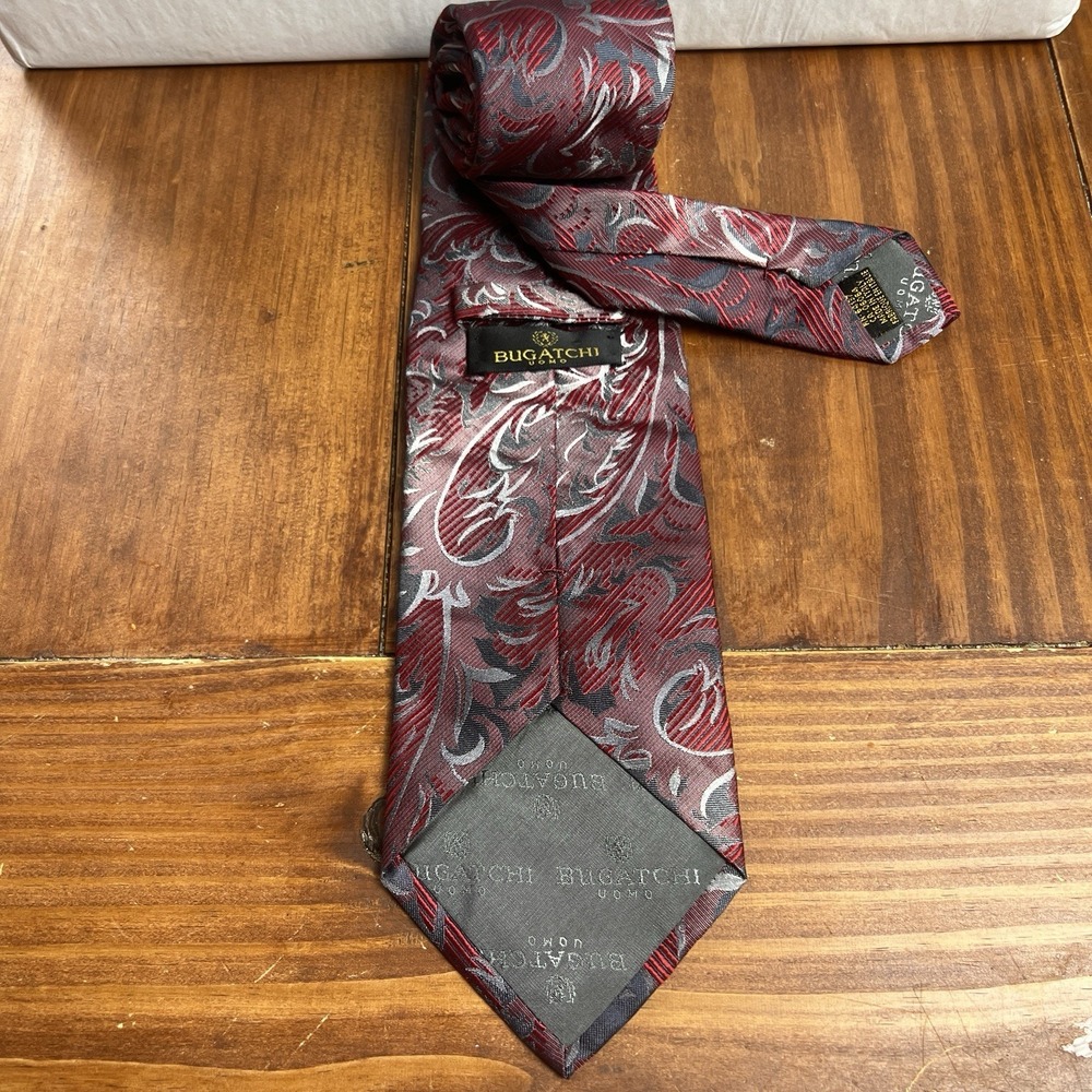 BUGATCHI UOMO Red Silver White Black Leaf Silk Woven Necktie TIE 58"L x 4"W - Picture 3 of 12